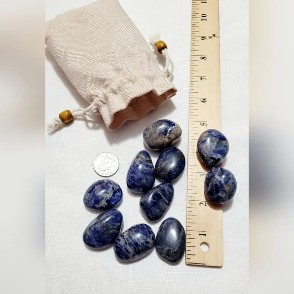 Sodalite Worry Free Stone, Blue Sodalite Pocket, Energy Healing Metaphysical - Picture 3 of 5